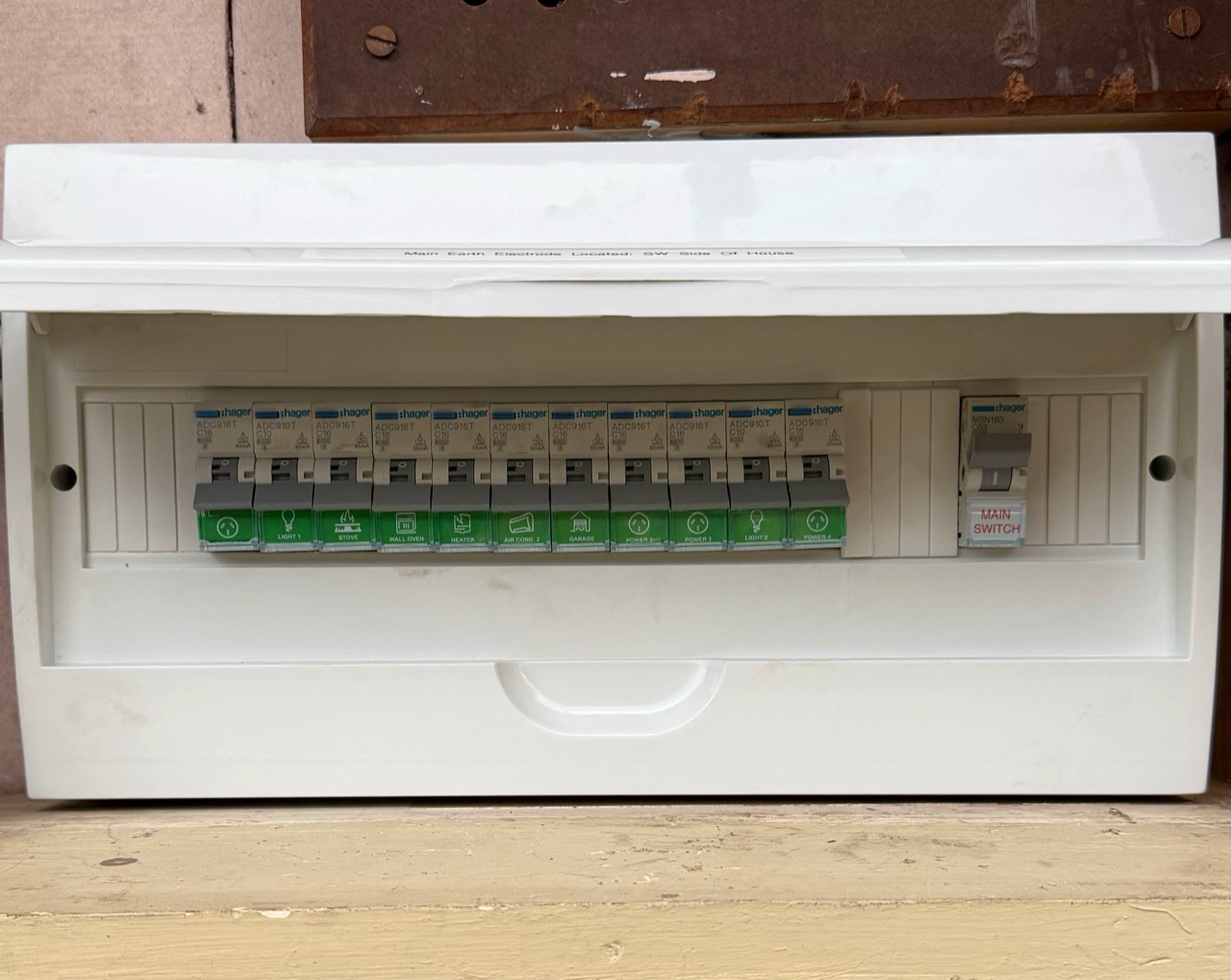 After the same Voltra upgrade: a new white switchboard enclosure with clearly labelled circuit protection
